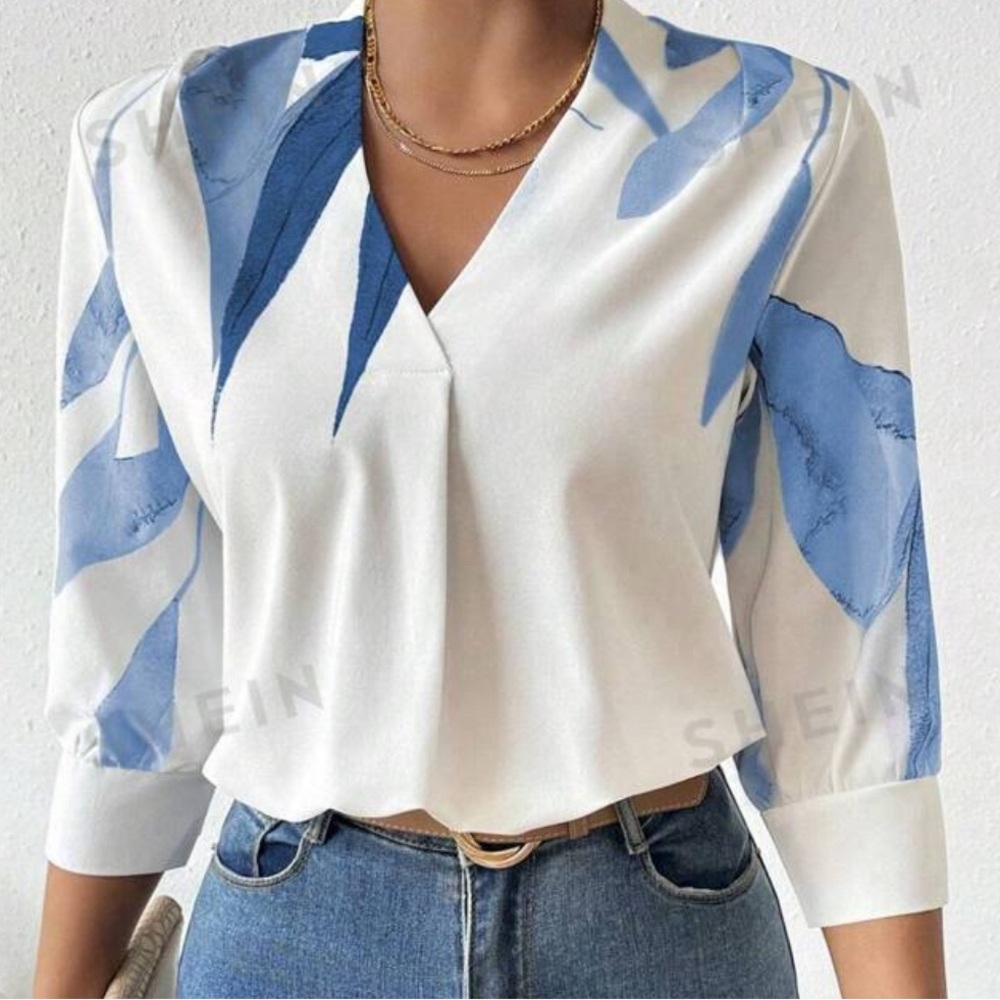 2 BLOUSES COME AS A SET